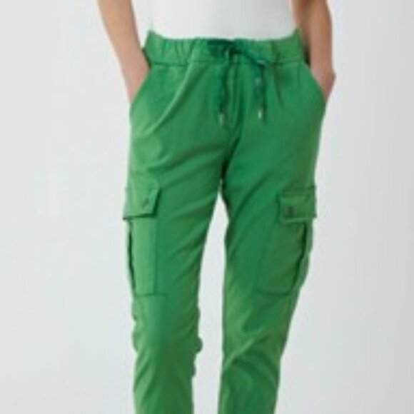 Women  Joggers Cargo style high waisted Cargo Pocket Pant green size med Forever - Picture 1 of 16